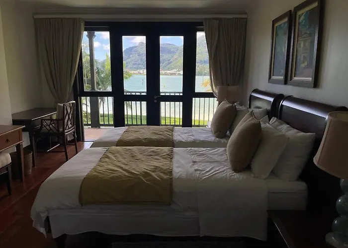 Villa Paradise Eden Island Victoria