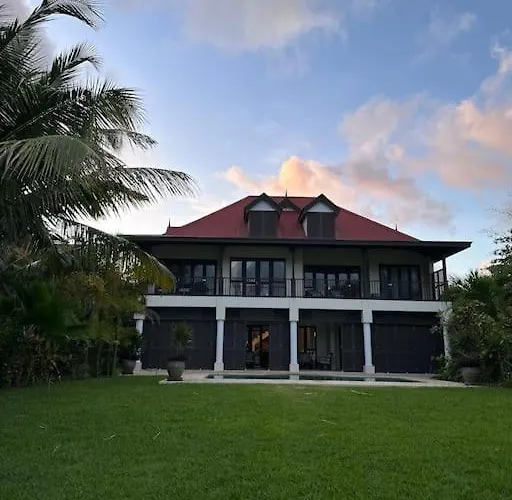 Villa Paradise Eden Island Victoria